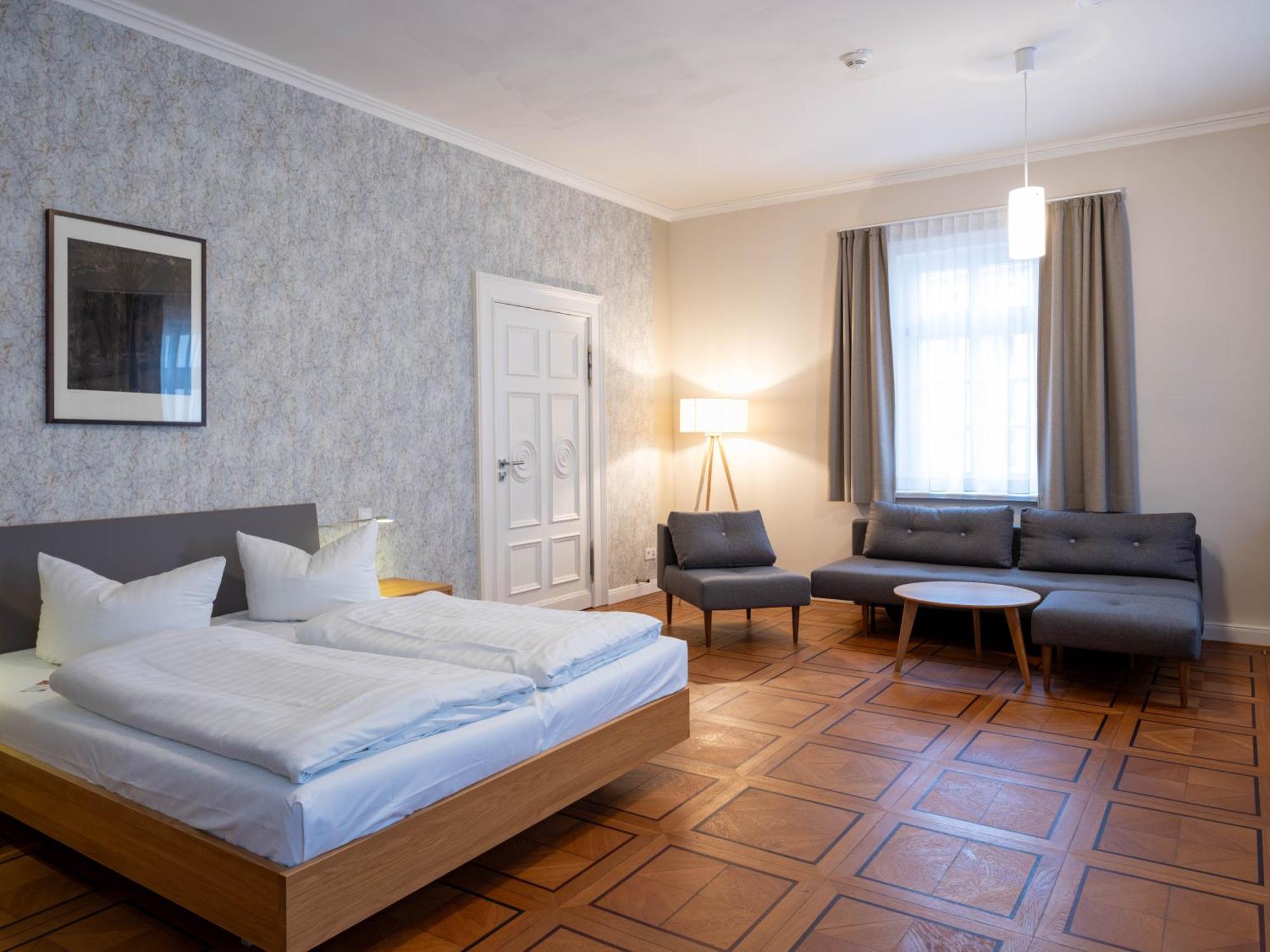 Gaestehaus Nikolai แอร์ฟวร์ท ภายนอก รูปภาพ